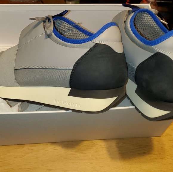 Authentic Balenciaga race runner Send offers - Picture 10 of 12